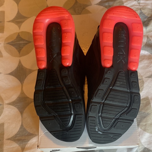 Air Max 270 boys 6/wmn 7.5 like new - Picture 7 of 10